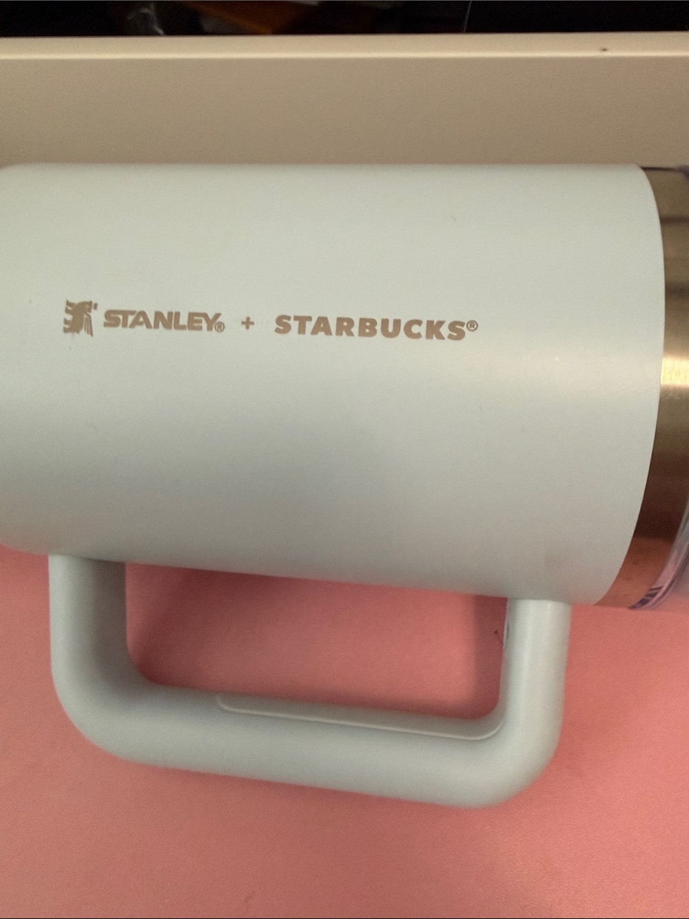Stanley lLight BlueTravel Mug with Handle (Starbucks Collaboration) - Picture 2 of 5